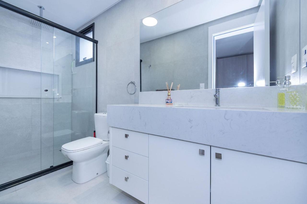 Adra 106 - Apartamento No Centro De Bombinhas - Rooftop Com Piscina E Academia - A Poucos Metros Da Praia - Exterior foto