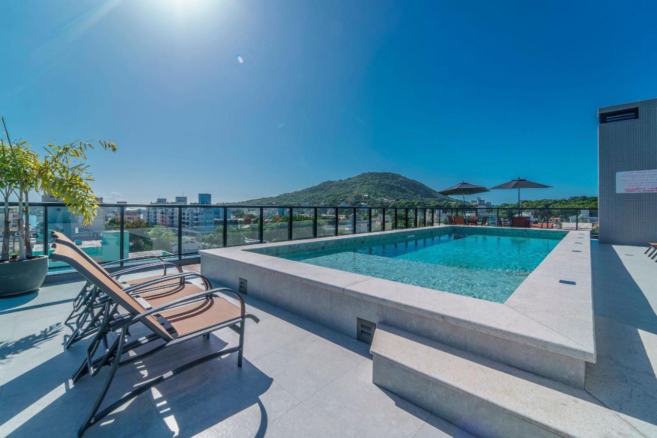 Adra 106 - Apartamento No Centro De Bombinhas - Rooftop Com Piscina E Academia - A Poucos Metros Da Praia - Exterior foto